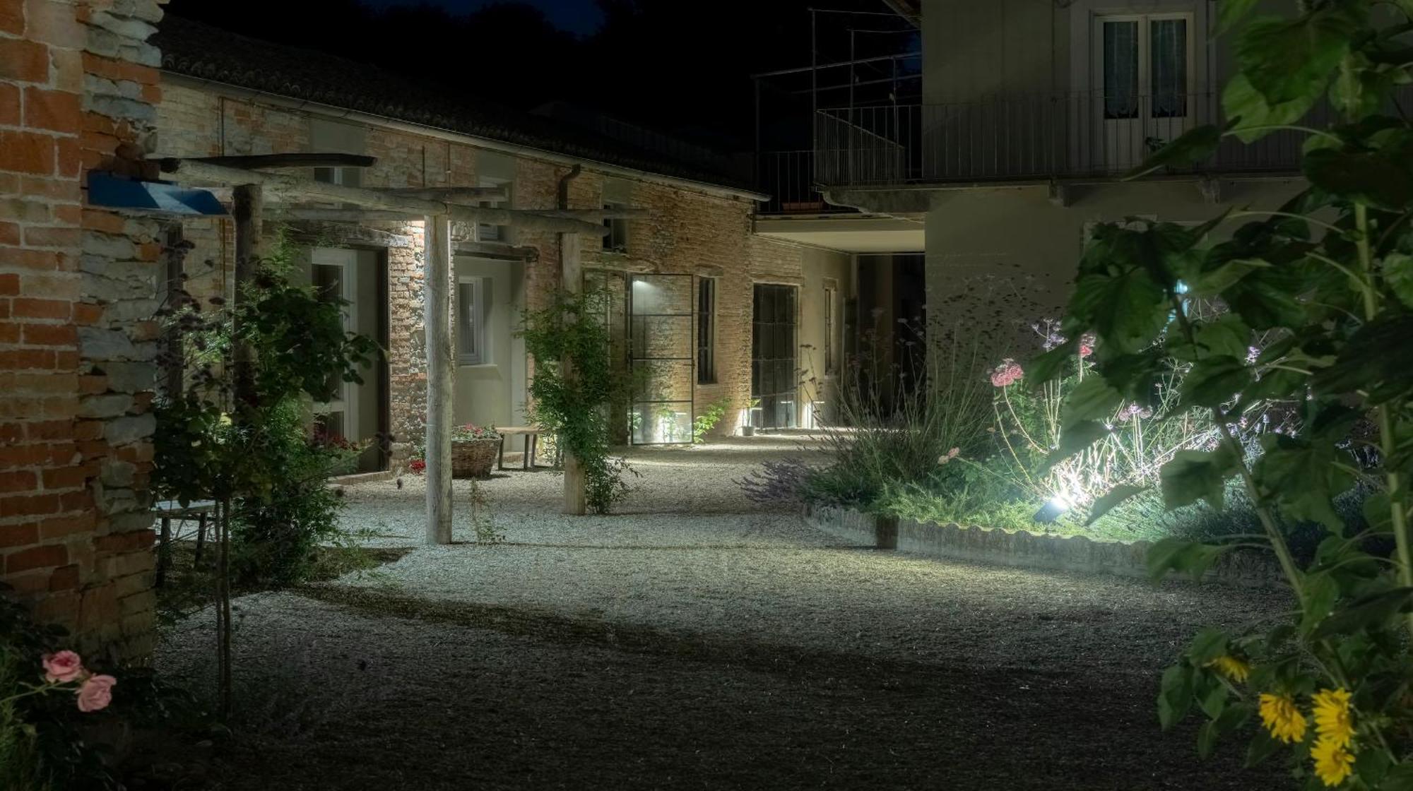 サント・ステファノ・ベルボ Vigne Di Fagnano 1709 Eco Relaisゲストハウス エクステリア 写真